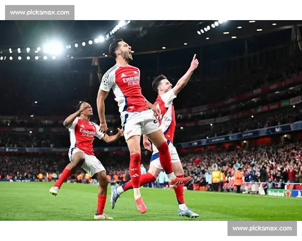 激情不熄！欧冠赛程点燃寒冬，热血沸腾！