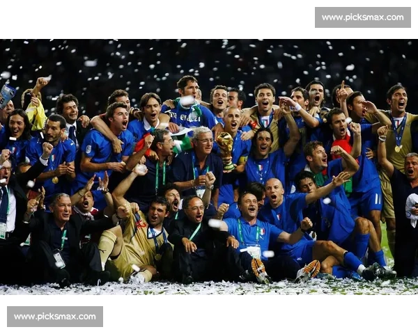 足坛盛宴落幕！世界杯颁奖典礼星光璀璨，谁是全场焦点