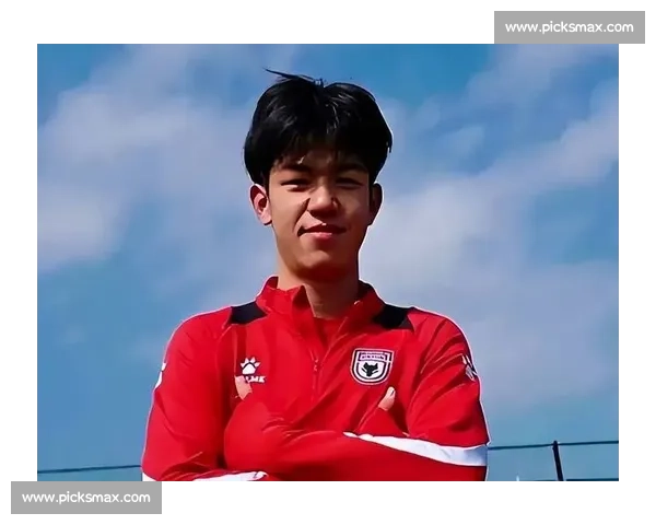 年轻球员崭露头角，2026世界杯新人王花落谁家